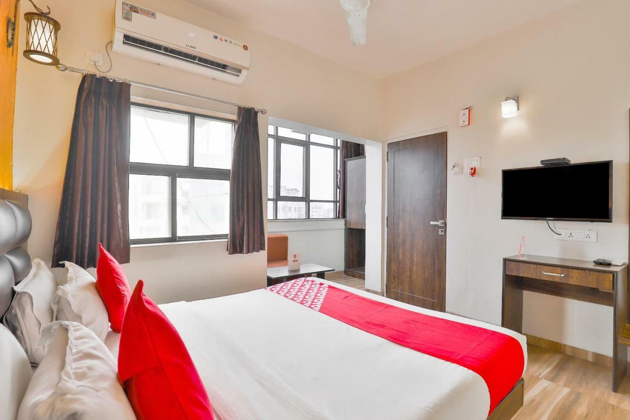 Hotel Sai Kripa Imperial Daman Esterno foto