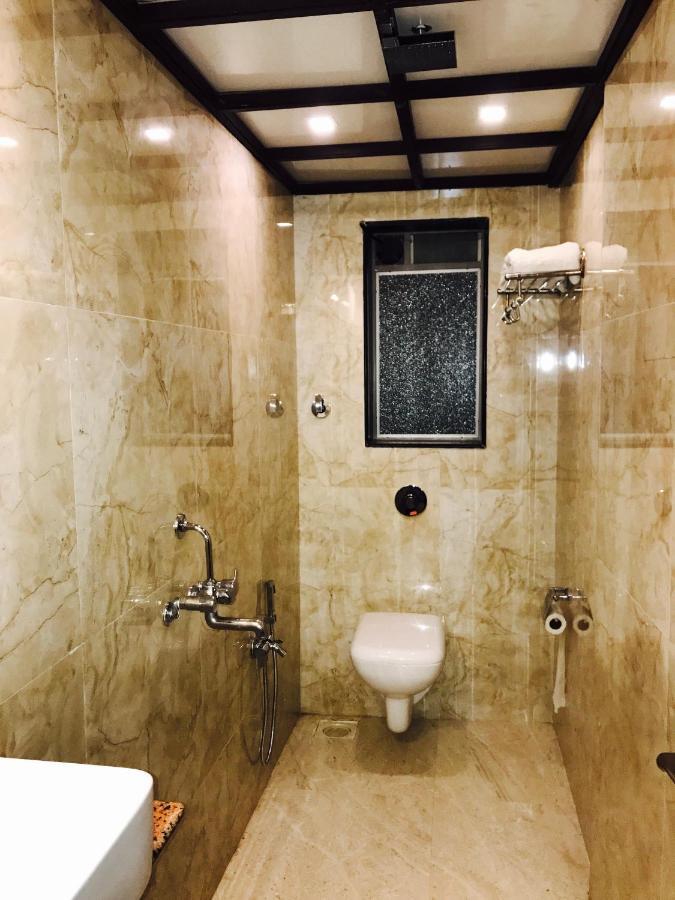 Hotel Sai Kripa Imperial Daman Esterno foto